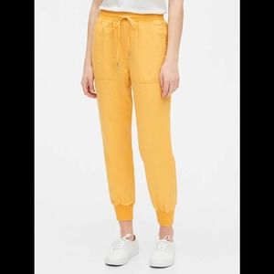 🔥2/$25🔥YELLOW GAP LINEN JOGGERS🔥